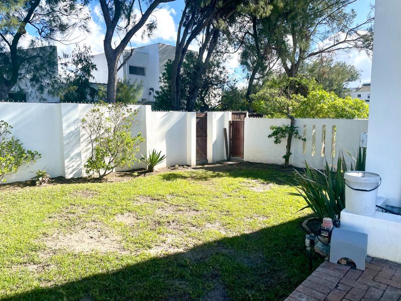 1 Bedroom Property for Sale in Marina Da Gama Western Cape